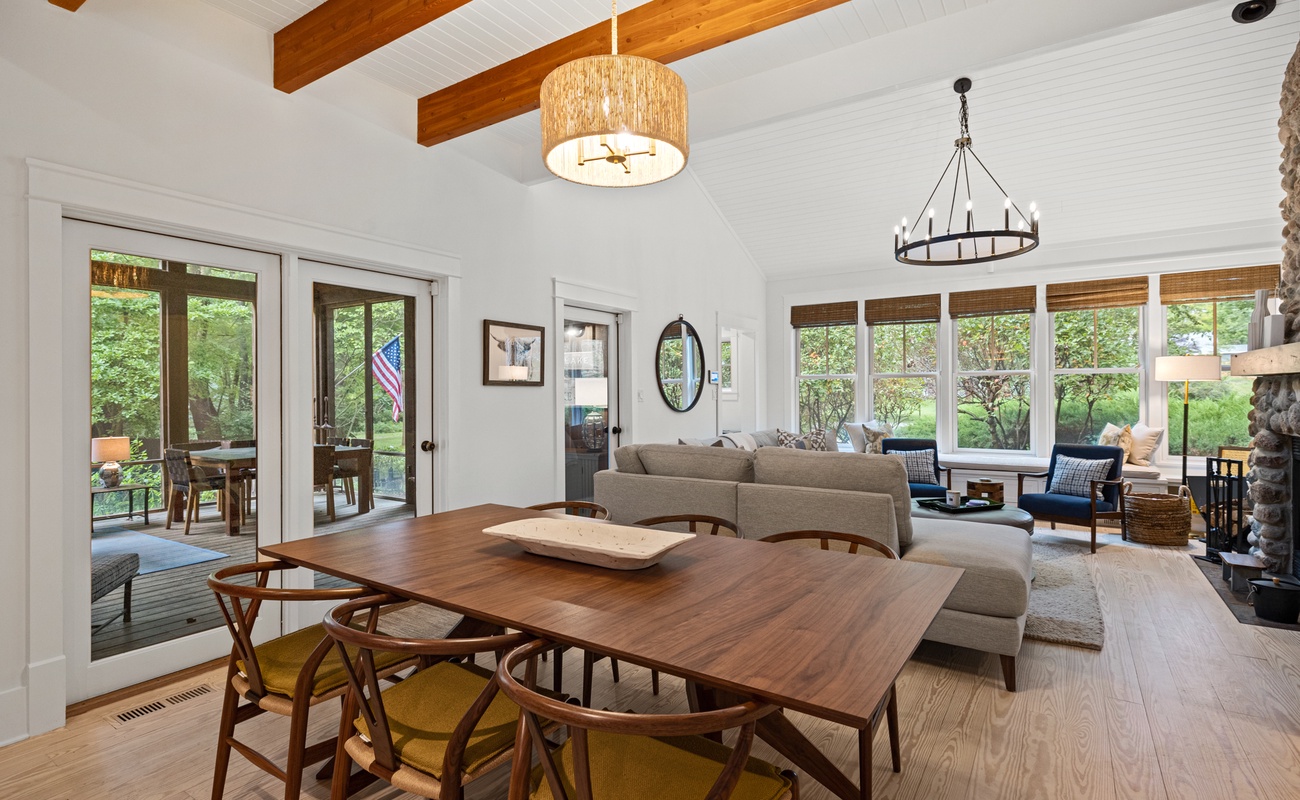 Ring the bell, it's time to gather around for dinner.