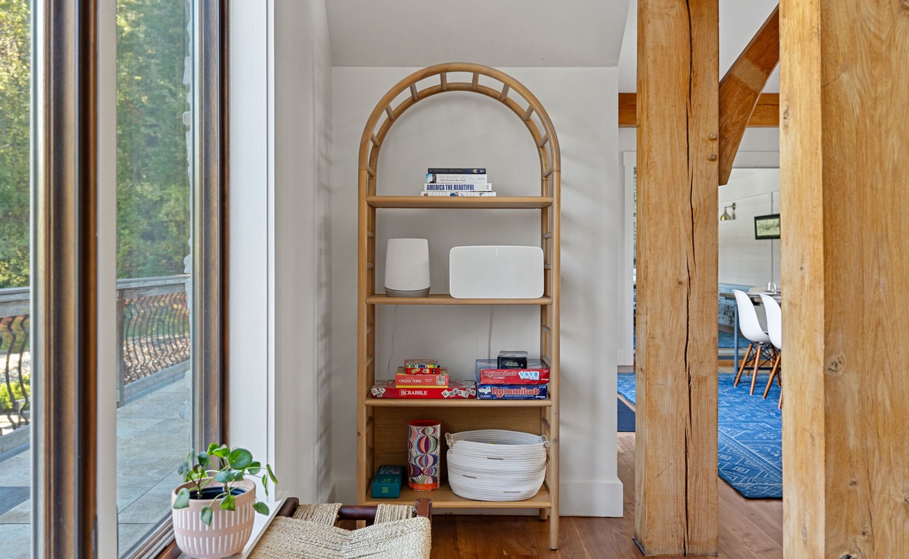 Books, speakers, and board games—everything you need for a perfect chill-out session