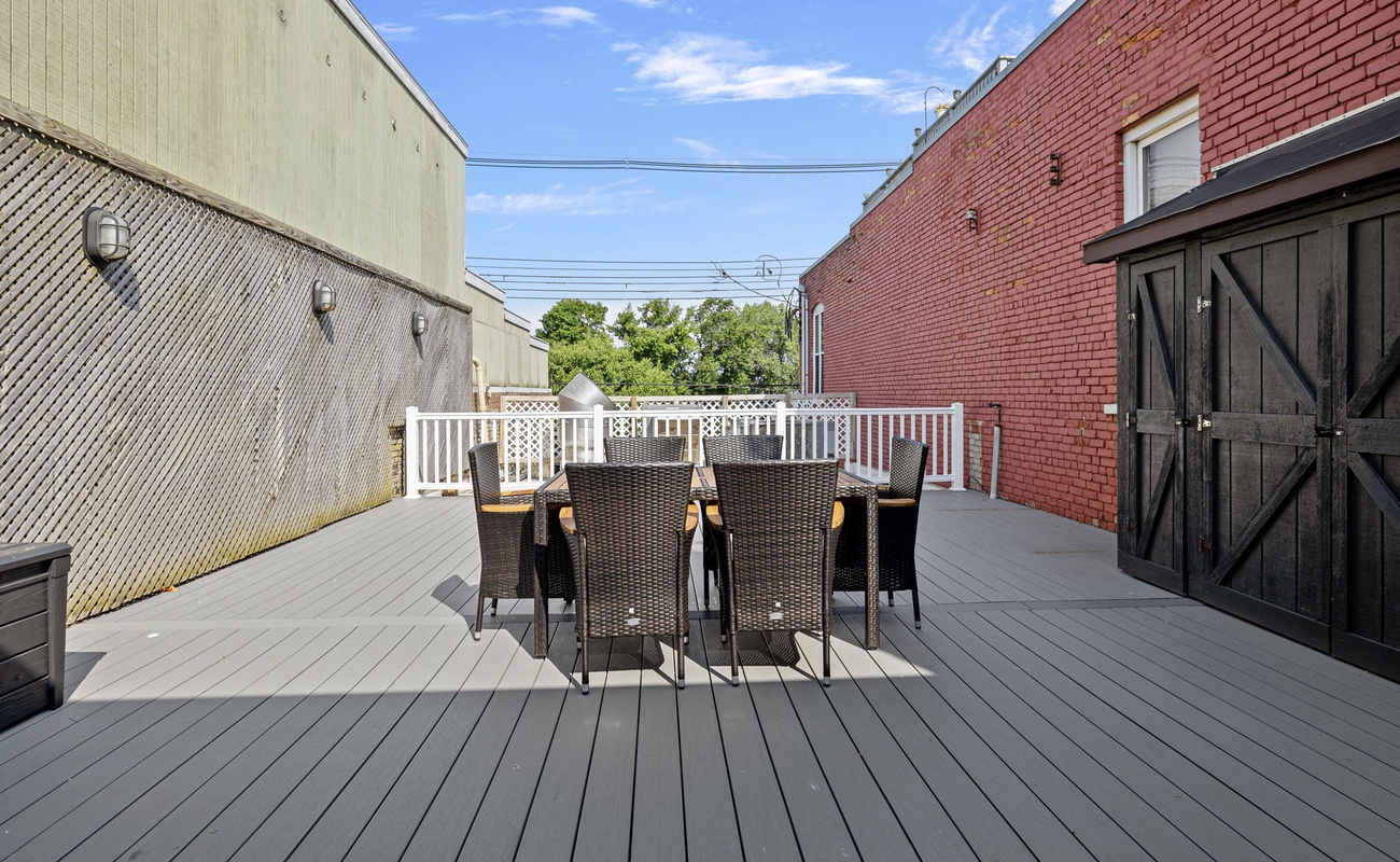 When life gives you a deck, make it your happy place.