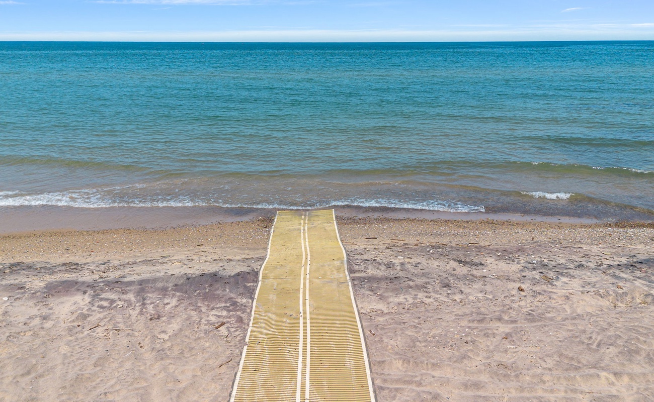 Step into the sea and leave your worries behind!