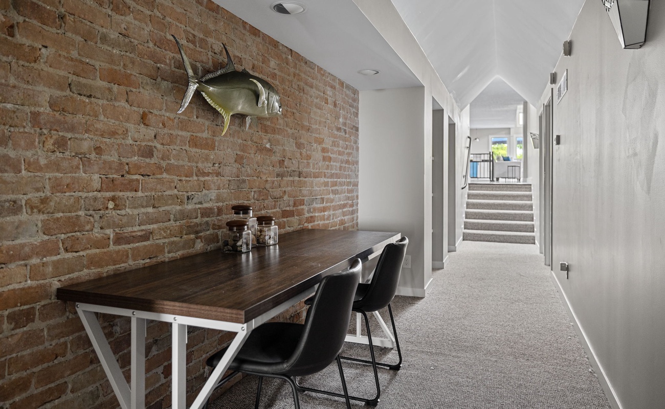 Creating a cozy and stylish corner with a touch of coastal charm.