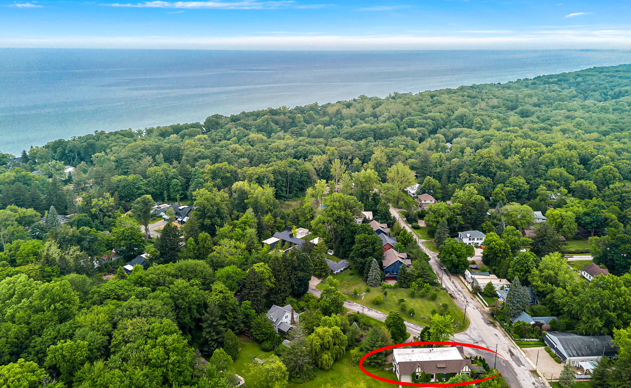 Another bird's-eye view showing how close we are to Lake Michigan.