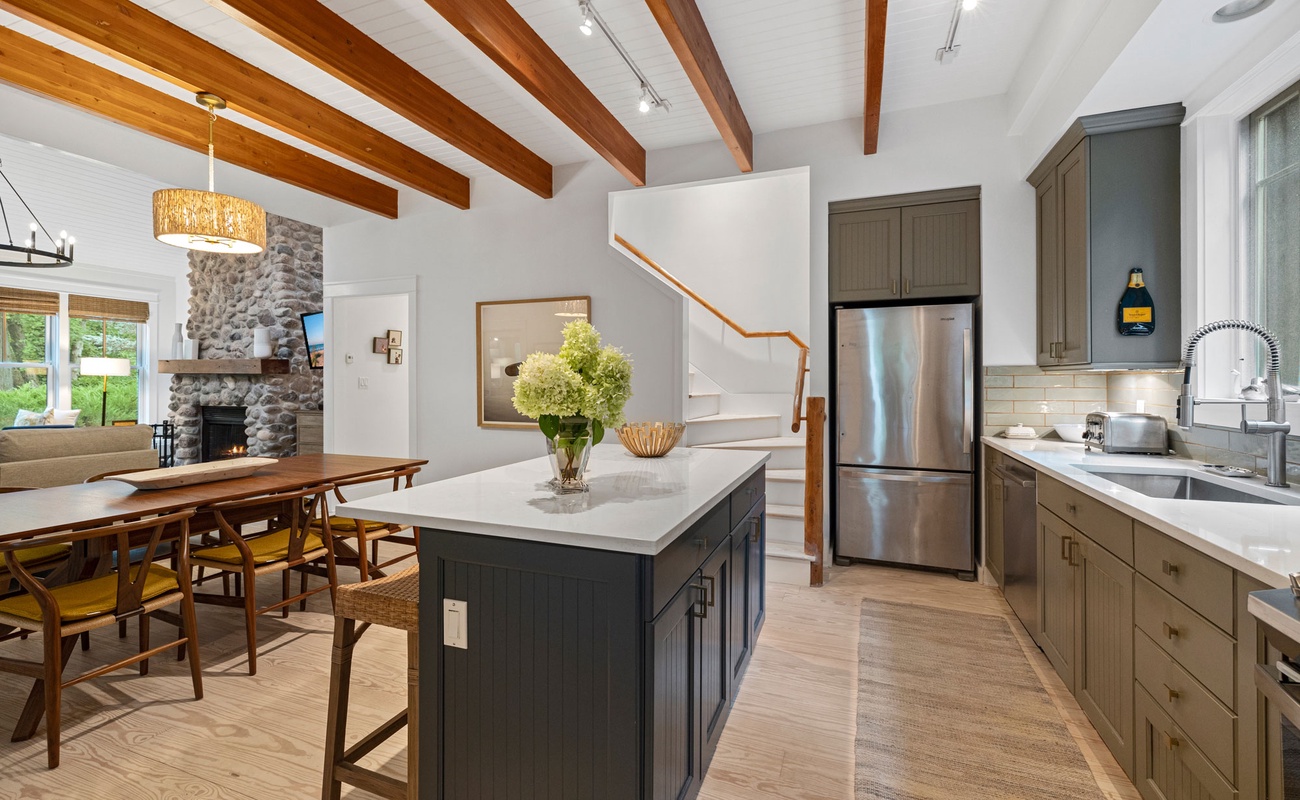 You can see all of the personal touches from the bar top.