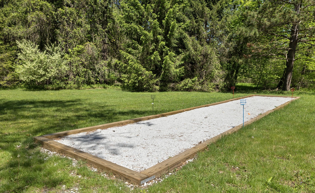 Anyone who knows how to play - or wants to learn - bocce ball, we've gotcha'.