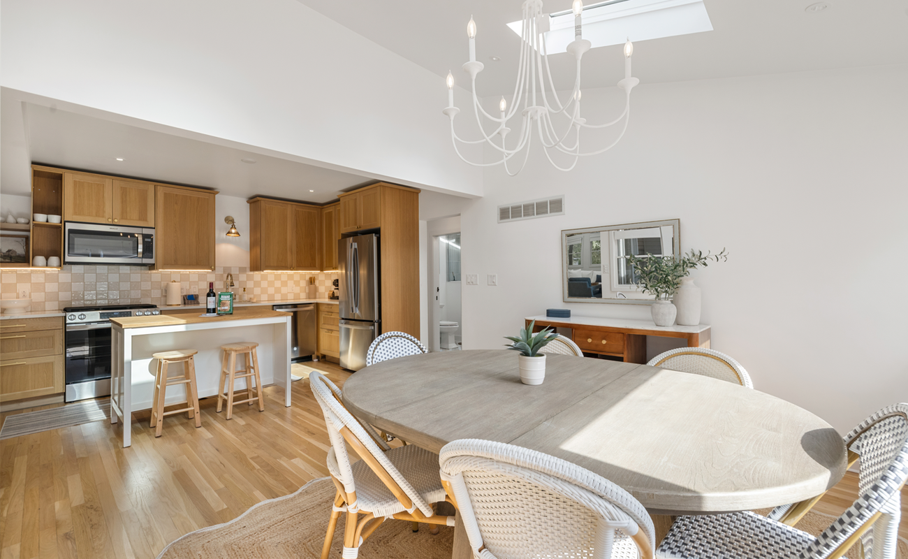 A modern kitchen and dining space made for togetherness.