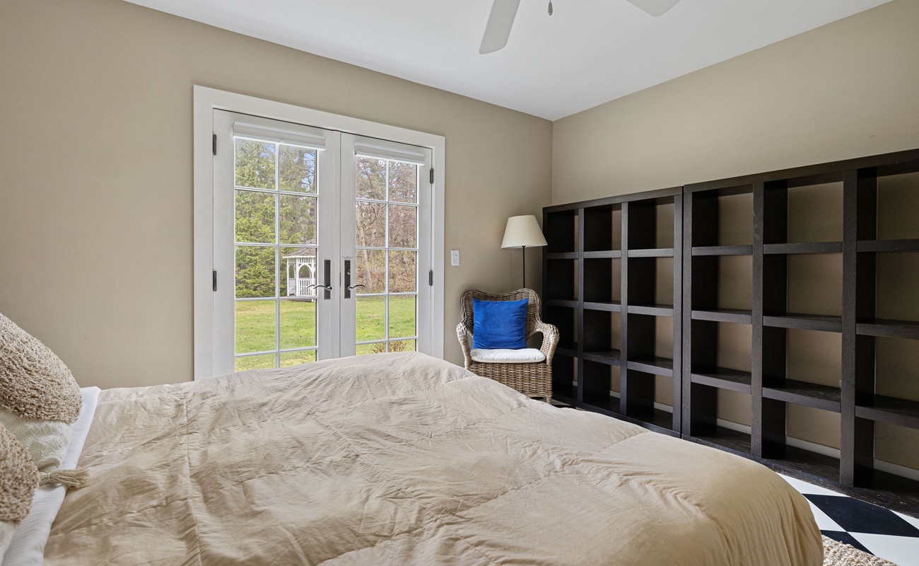 There's lots of storage space in these cool-ee-o cubbies!