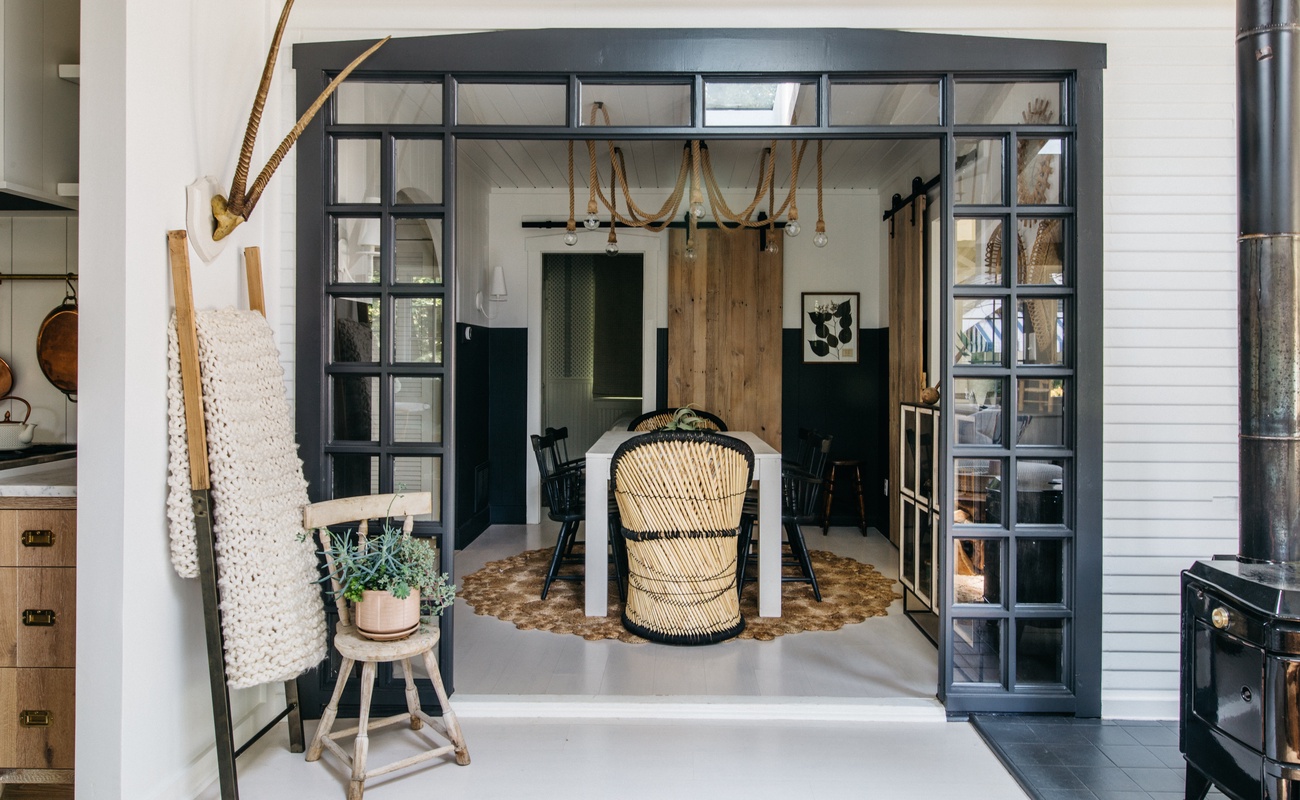 Imagine hosting a holiday dinner in this gorgeous dining room.