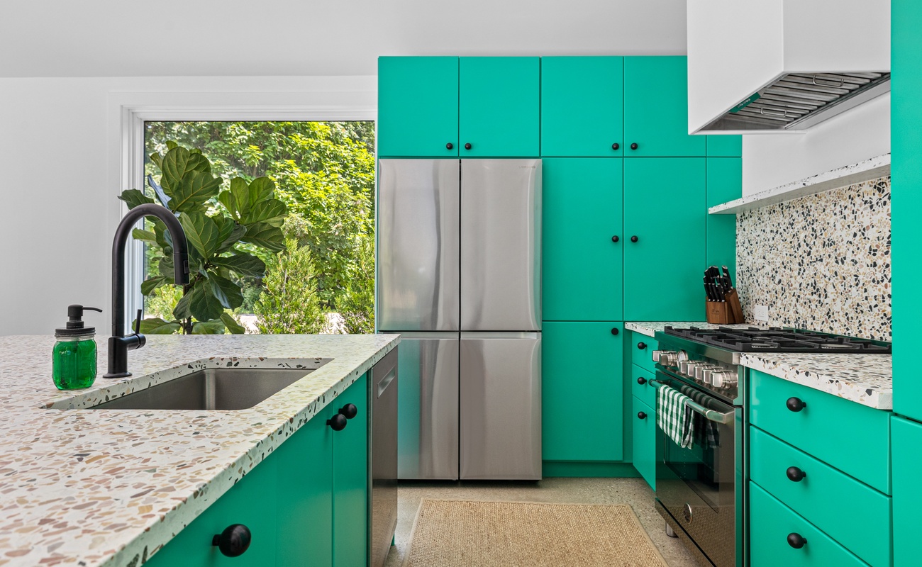 High-end appliances ensure seamless prepping & serving for any size meal.