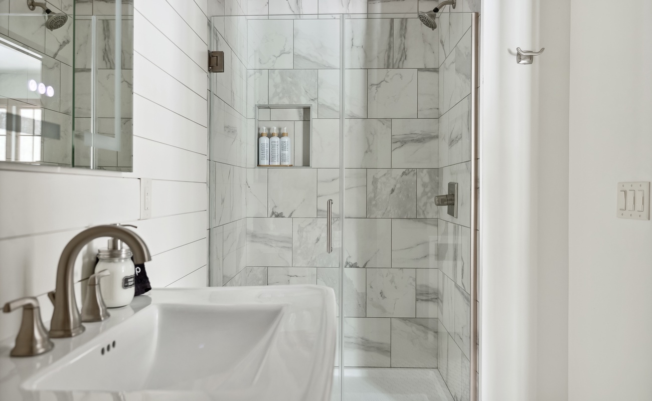 A shower so luxurious, you’ll start singing like you’re on tour!