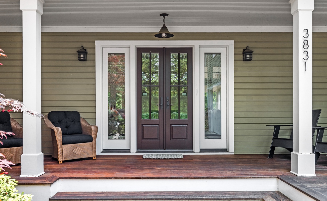 Welcome to The Ponchartrain, where your lake retreat begins.