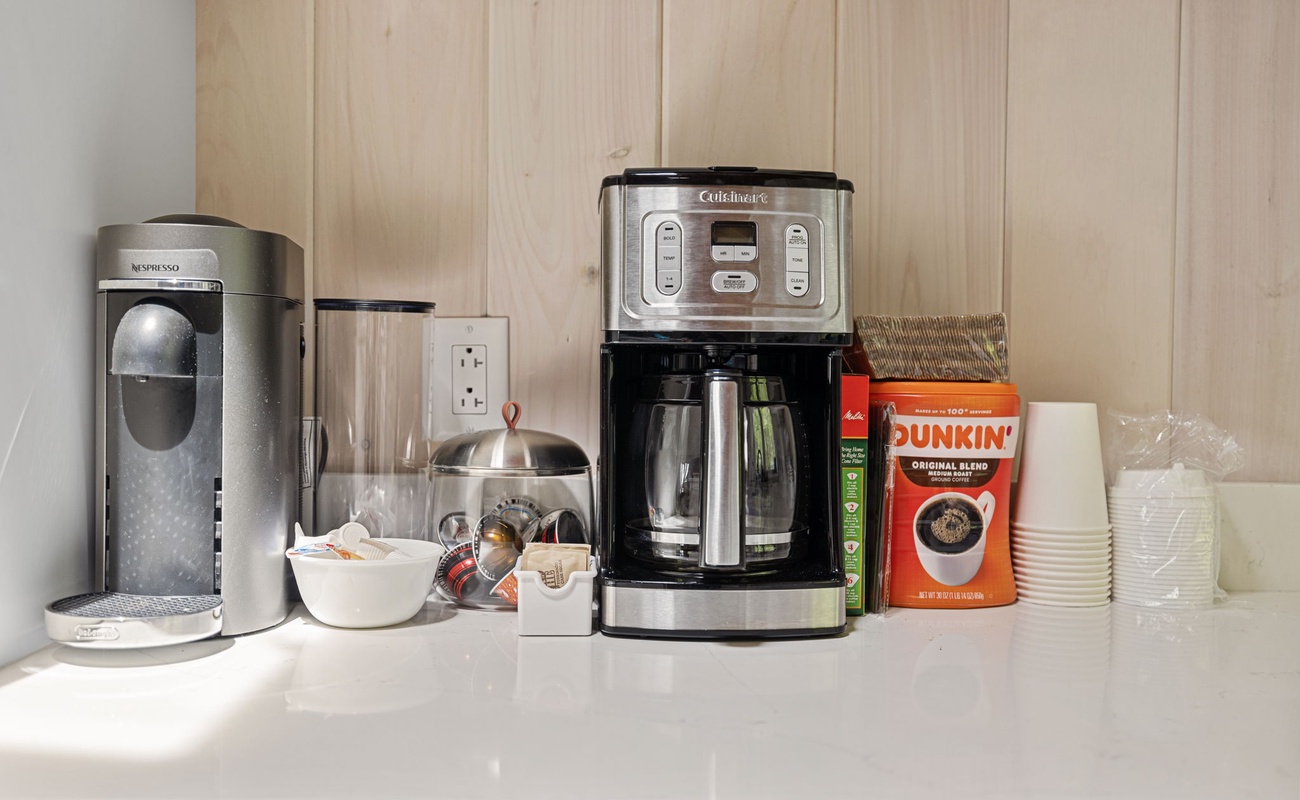 Y'all wanna' nice cup o' coffee on your vacation days, right? We gotcha'.