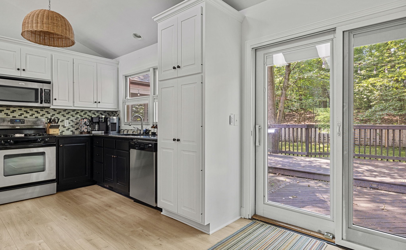 High-end stainless-steel appliances, stone counters, a natural gas range. Sweet.