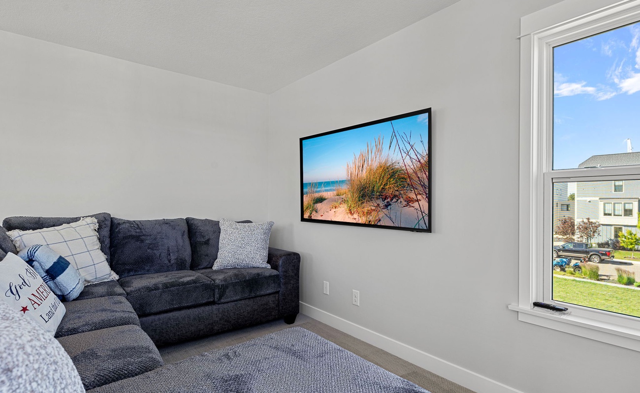 Looking for a spot to do some chillin' out? The upstairs family room is calling!