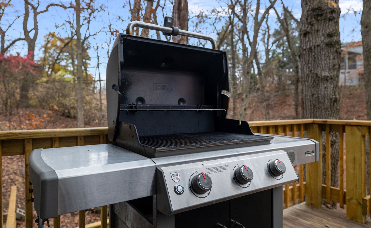Sizzle, sear, and serve with a view