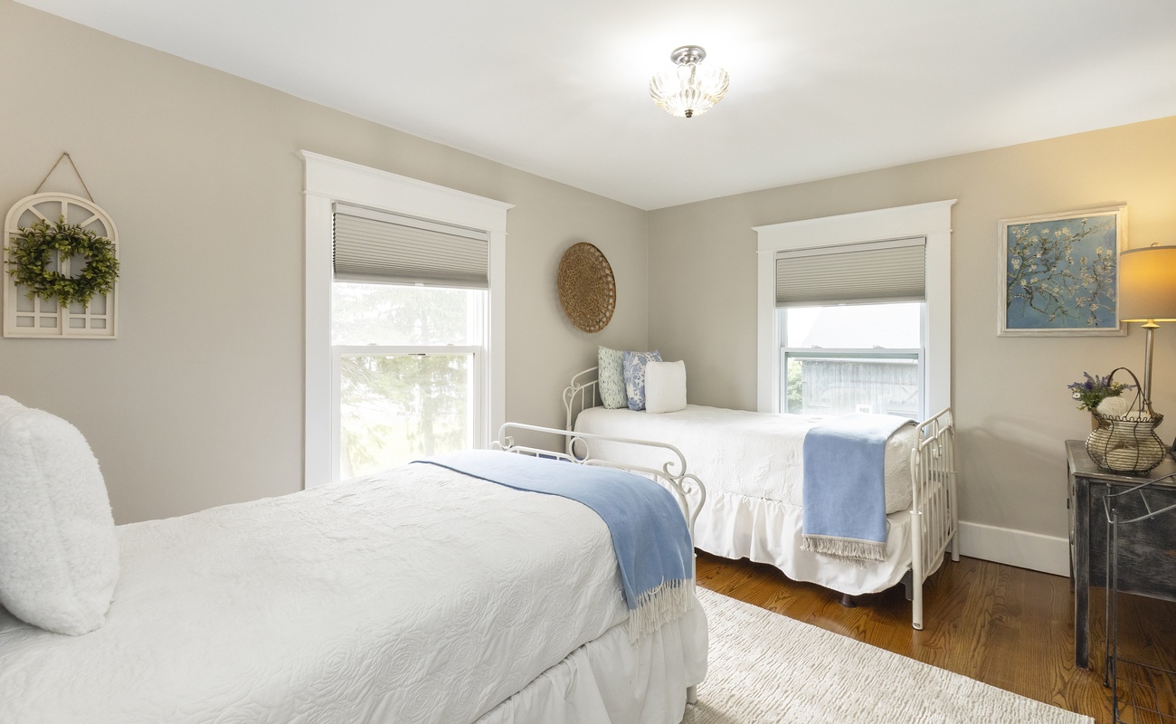 Bedroom 3 is on the upper level & has 2 twin-size beds.