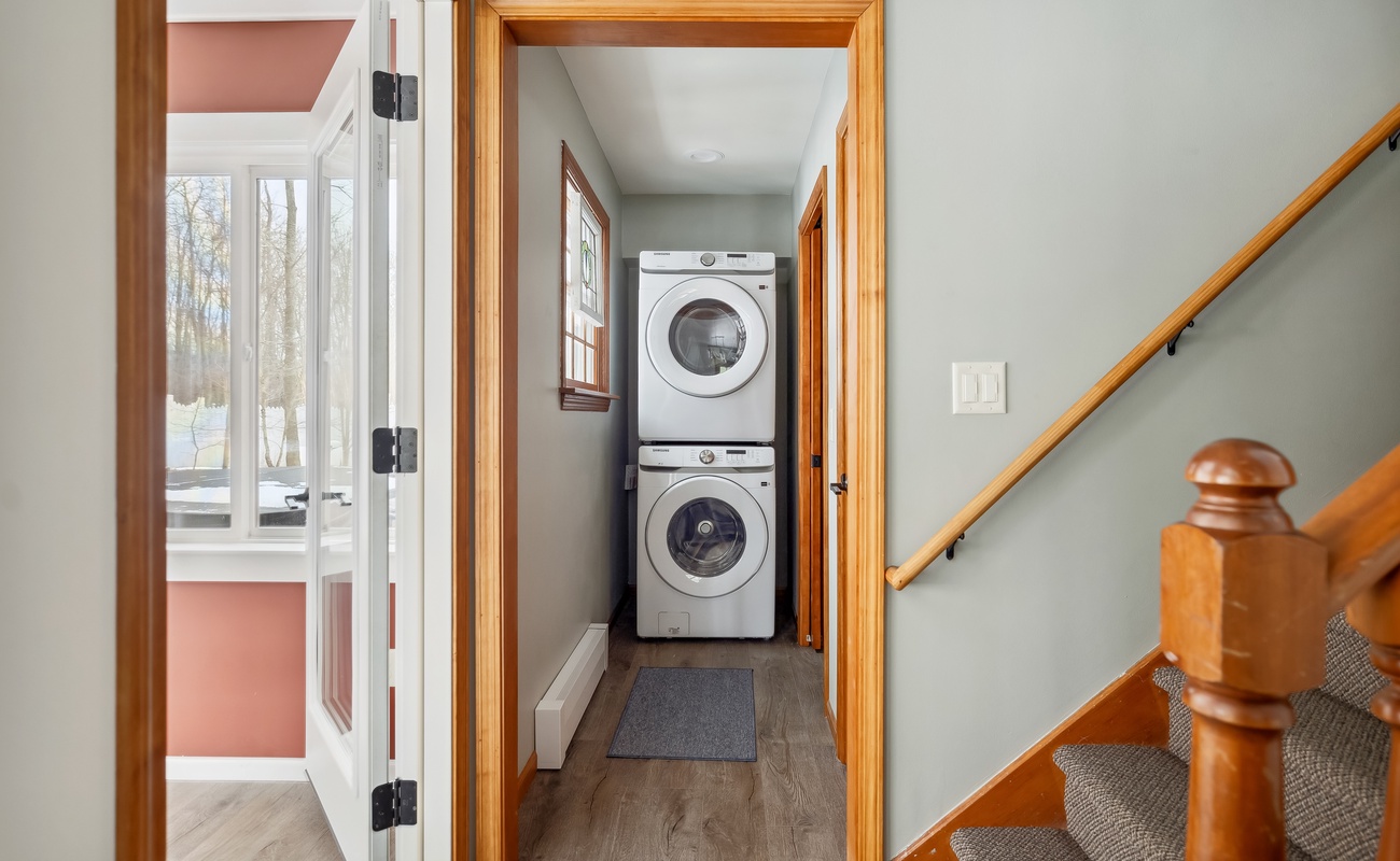 Laundry with a view—because even chores deserve a little aesthetic.