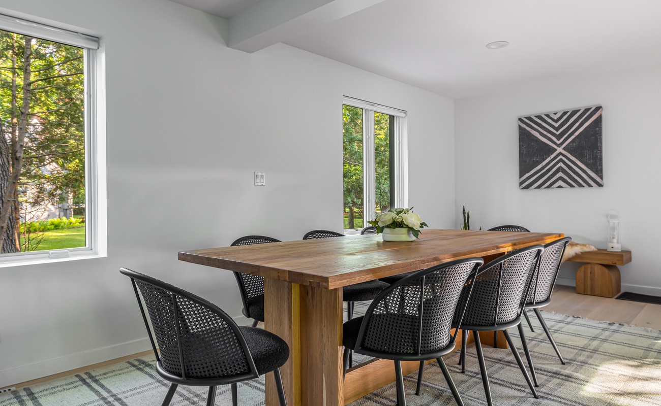 Perfect for big meals, great convos, and making memories.