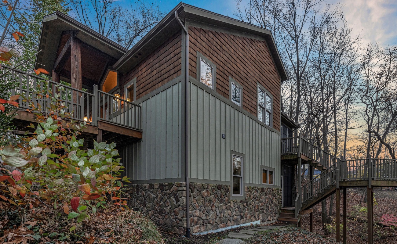 This cabin is where sunsets and s’mores dreams come true!