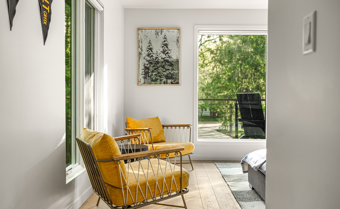 These chairs aren’t just seats—they’re sunshine with armrests.