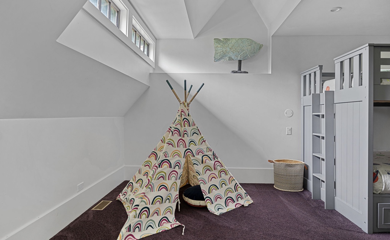 Creativity and imaginations can run wild in this cute children’s teepee.