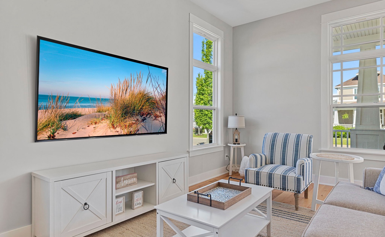 After a long day of vacay-play, a favorite movie or show sound good? Gotcha'.