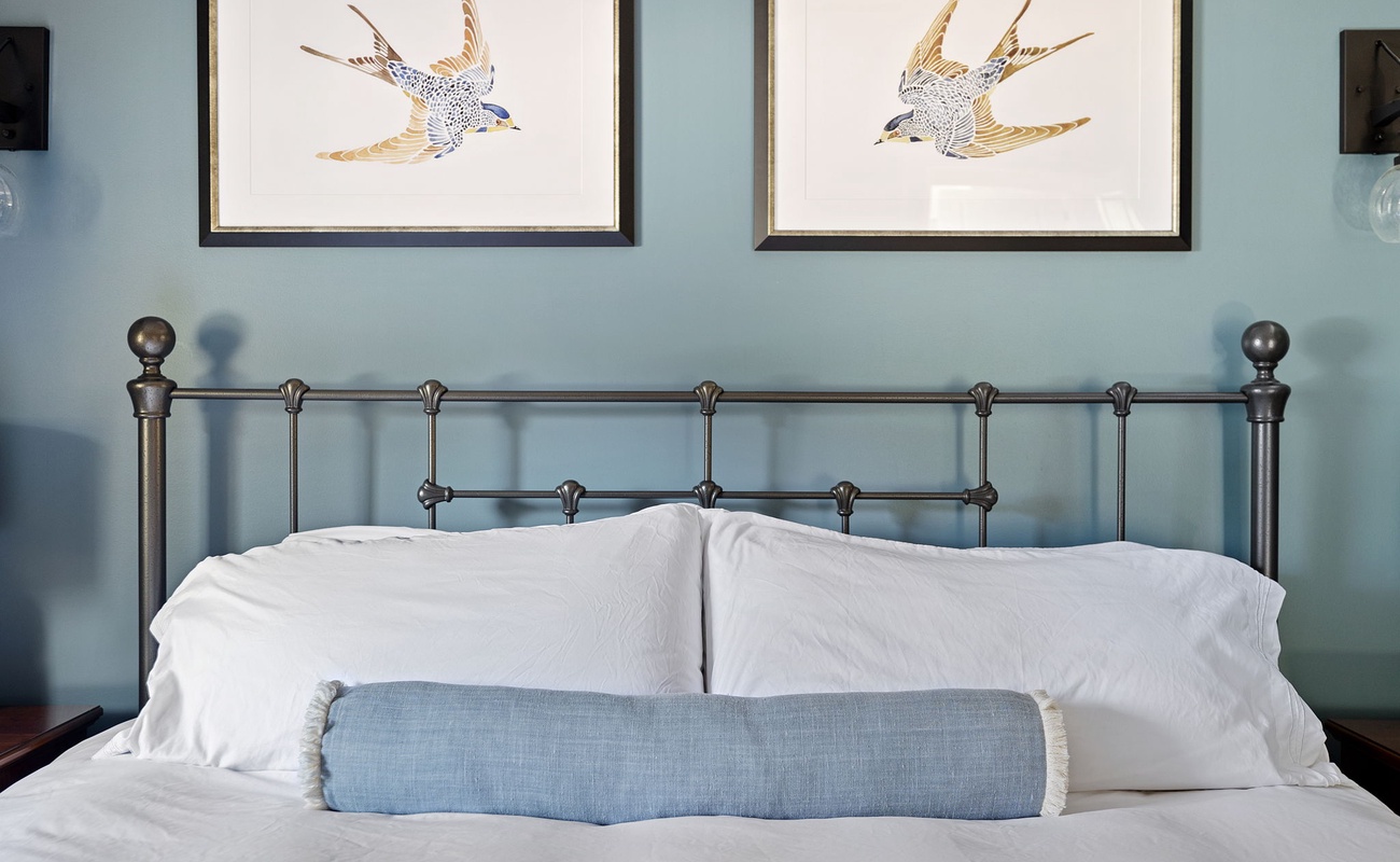 Bedroom 2 is on the lower level & has a queen-size bed.