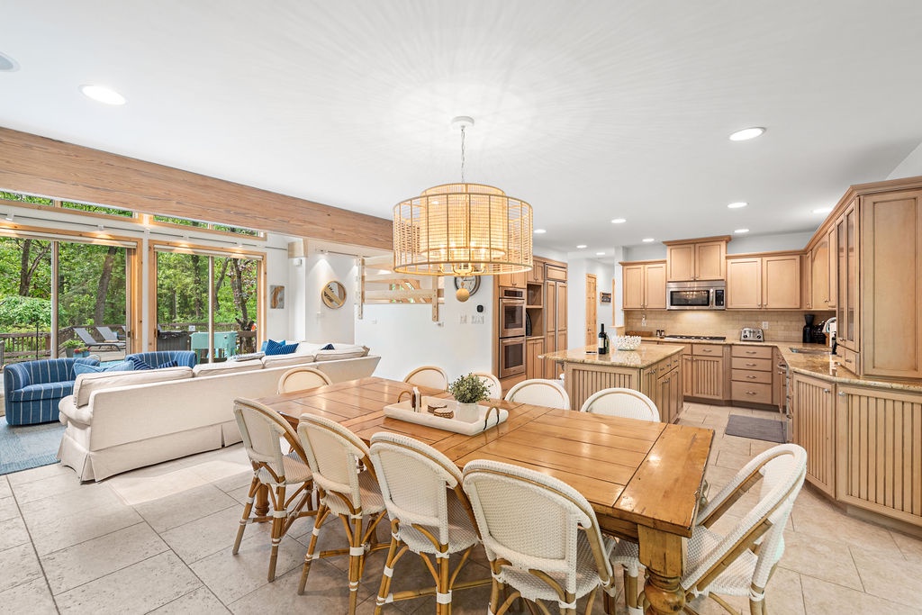 Open, airy, and made for unforgettable meals and moments.