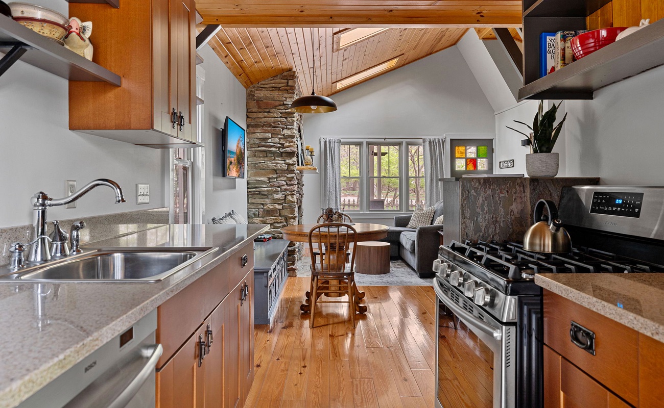 Open space design, beautiful natural lighting, elegant touches everywhere. Boom.