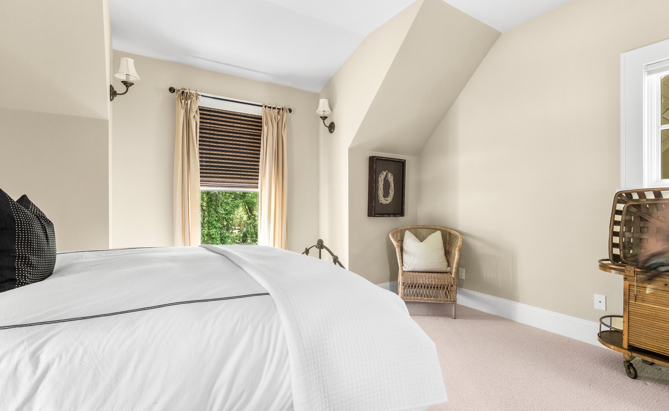 A calming nook with vintage charm and cozy touches.