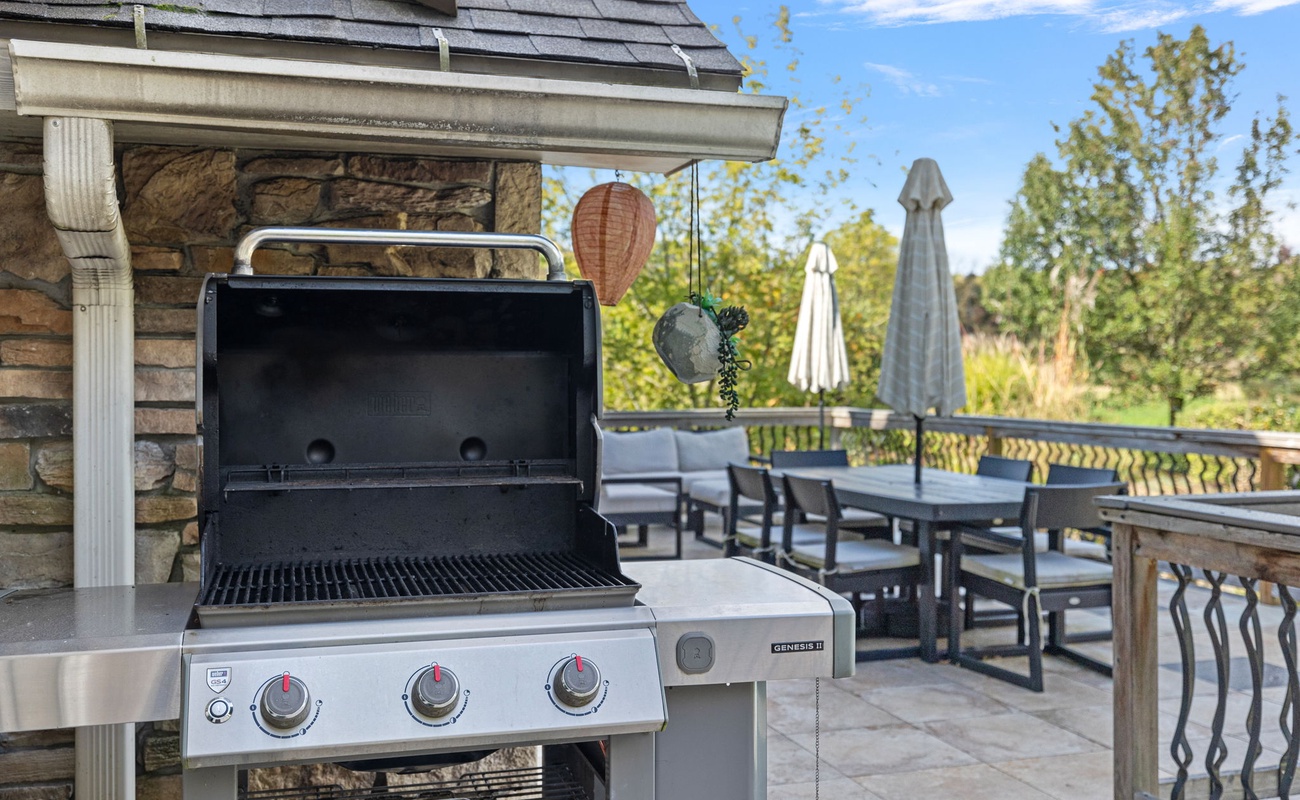 Step up to the grill—who’s ready for some flame-kissed goodness?