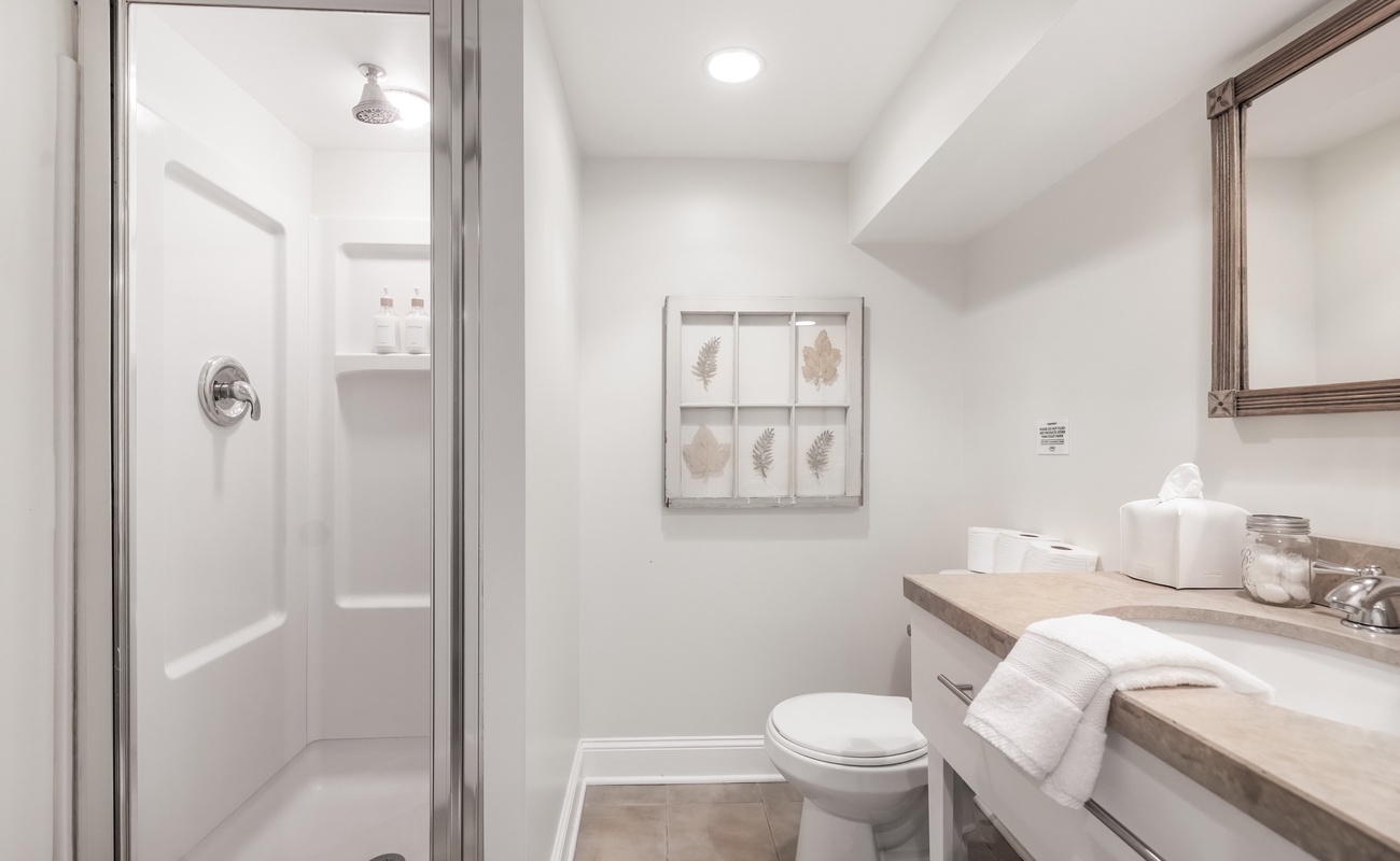 A fresh, simple space to reset and refresh.