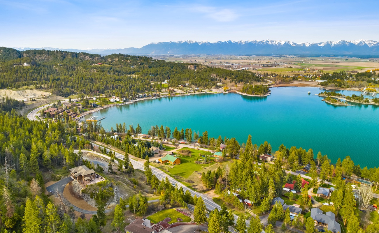 Nature's postcard: vivid blues, endless greens, and pure serenity.