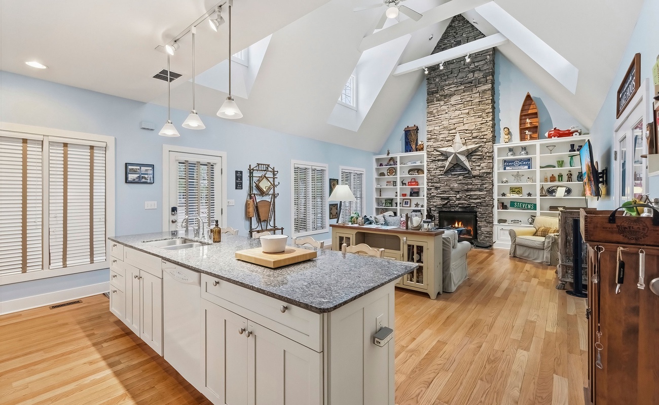 Welcome to Start Cottage in Union Pier, MI!