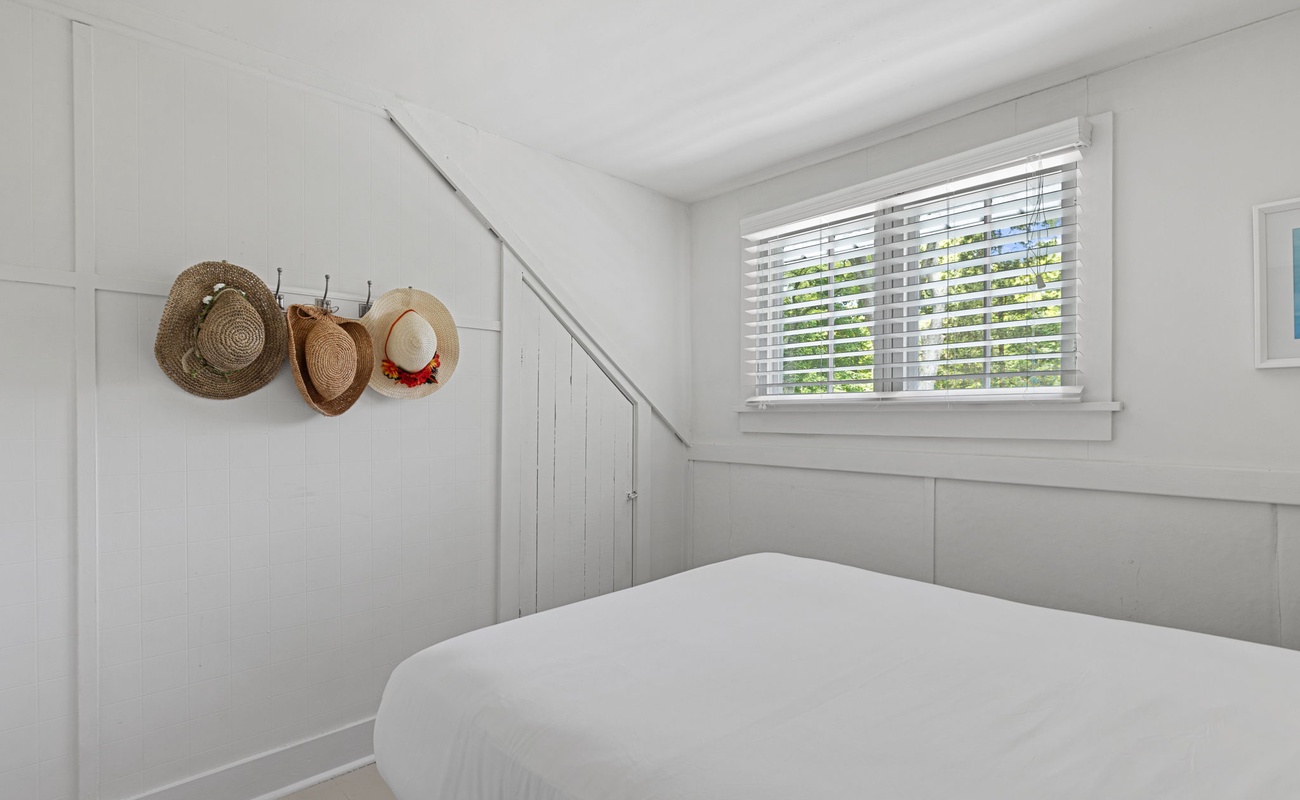 Sunshine and siestas, anyone?