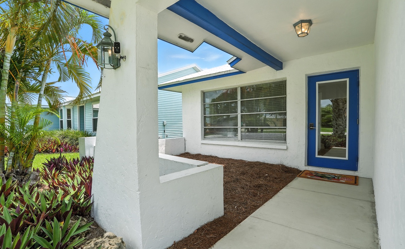 A bold blue welcome to your Pool Paradise escape.