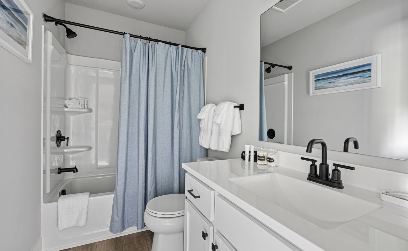 Bright, clean, and ready to pamper you. Welcome to your personal retreat.