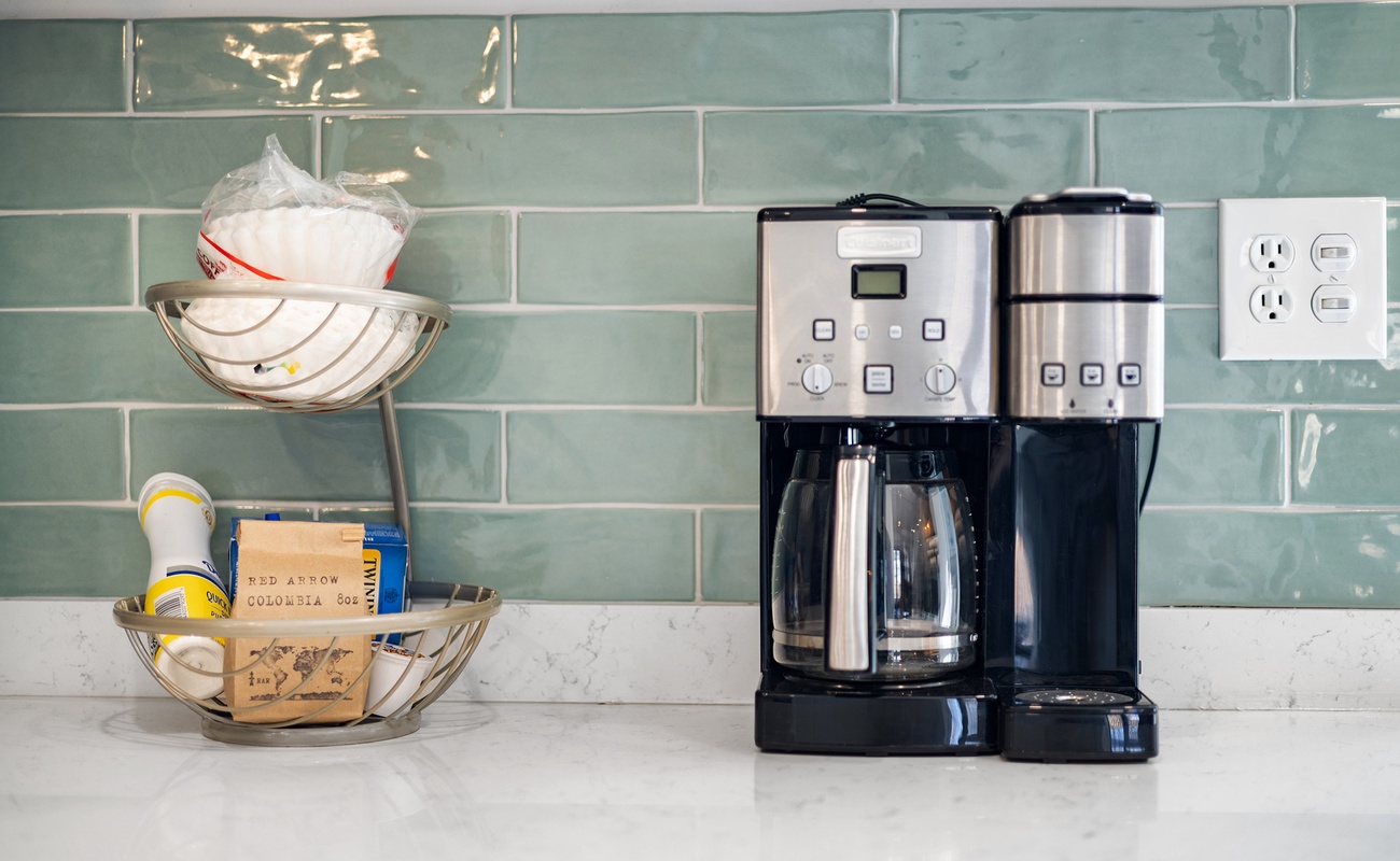 Brew a cup before heading out for a day along Lake Michigan.