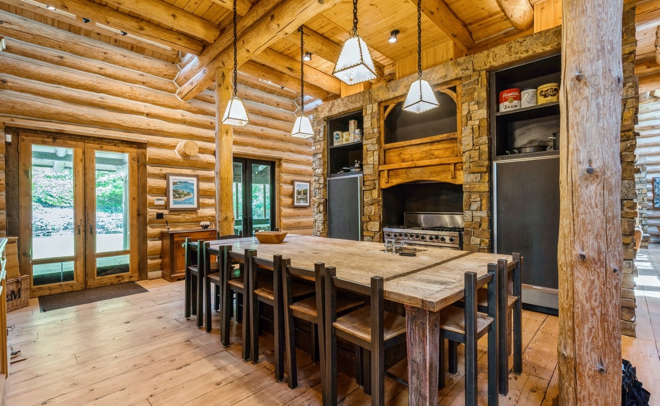 Gather, feast, and make memories under timbered ceilings.