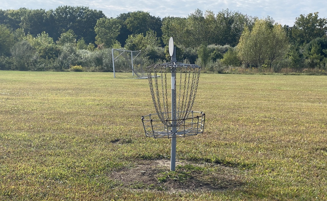 There's even a frisbee golf course!