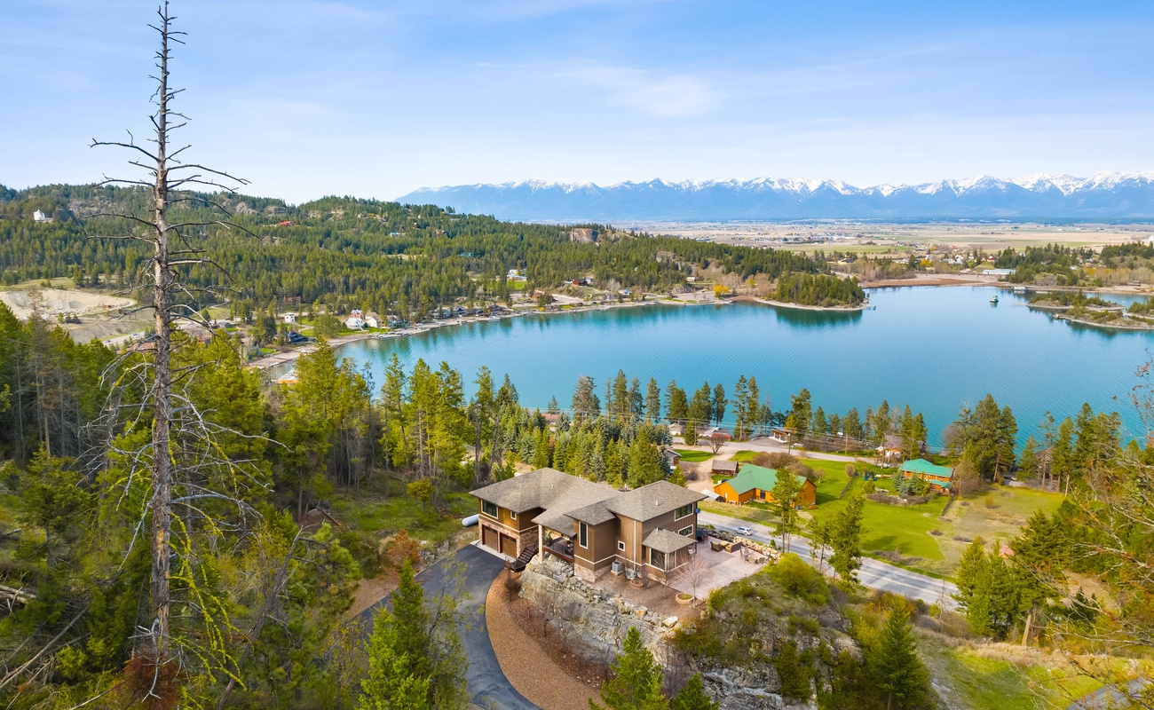 Perched on the edge of paradise, with views that never quit.