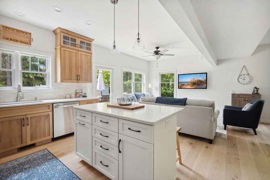 Casual breakfast, family dinner, or special occasion, our kitchen has it covered