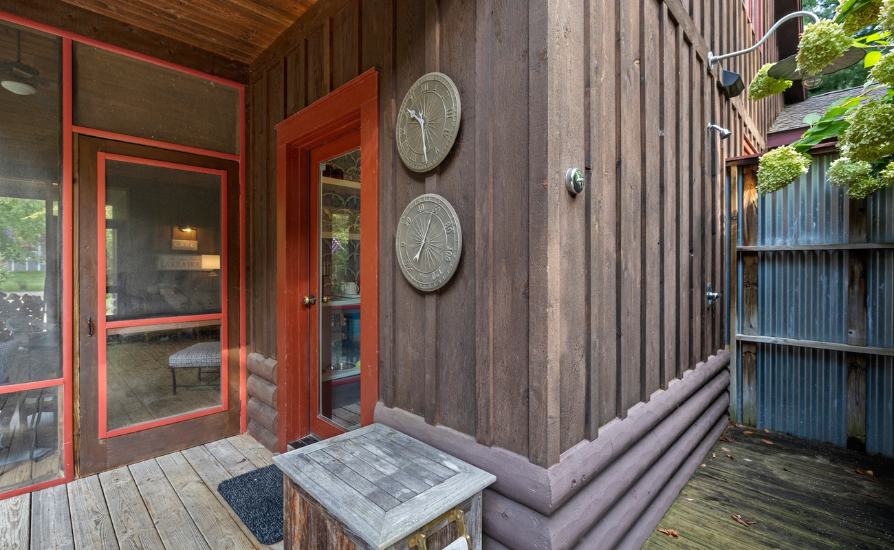 Charming rustic outdoor details.