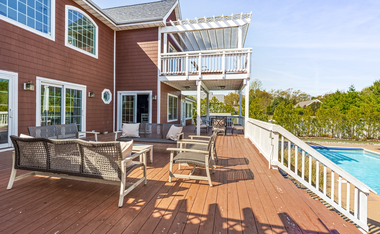 Sip, sun, repeat—deck days are the best days!