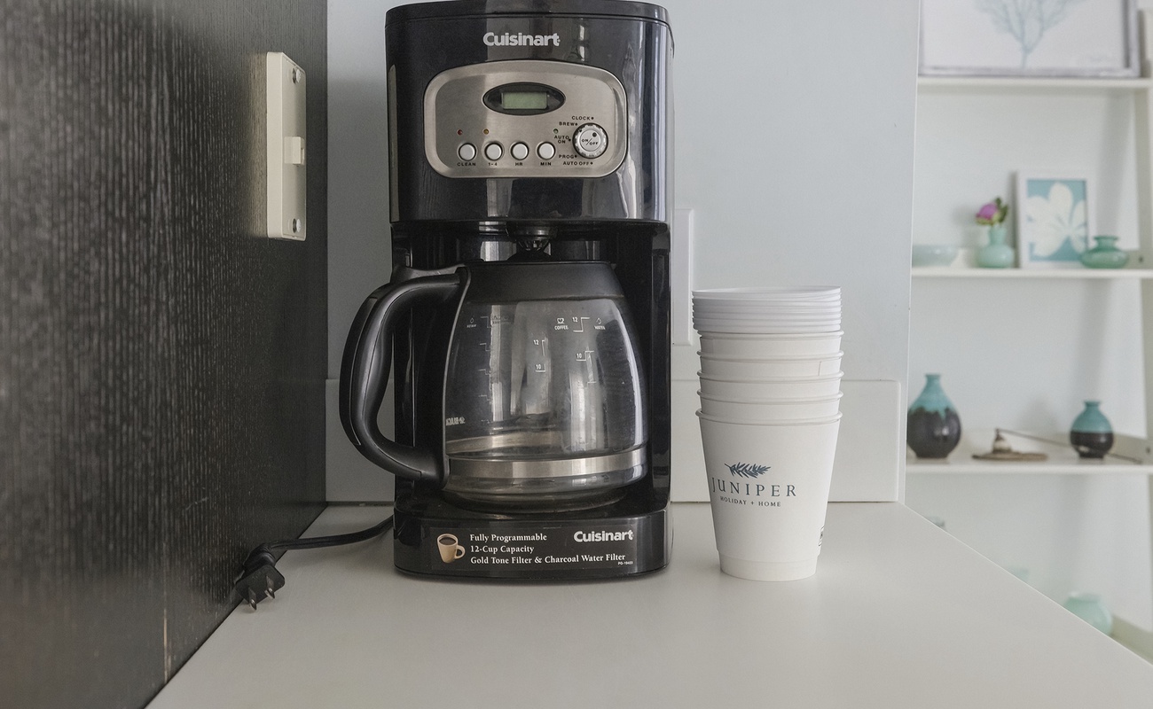 Fuel your Beachwalk mornings with coffee before the lake.