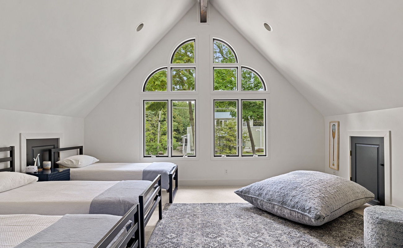 When you can’t decide between a bed or a giant pillow… why not both?