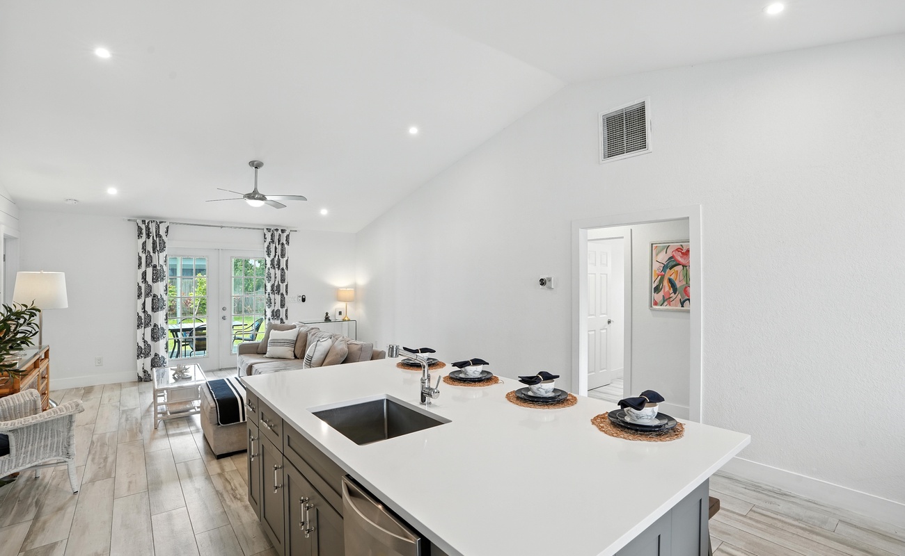 Bright interiors that invite you to linger longer.