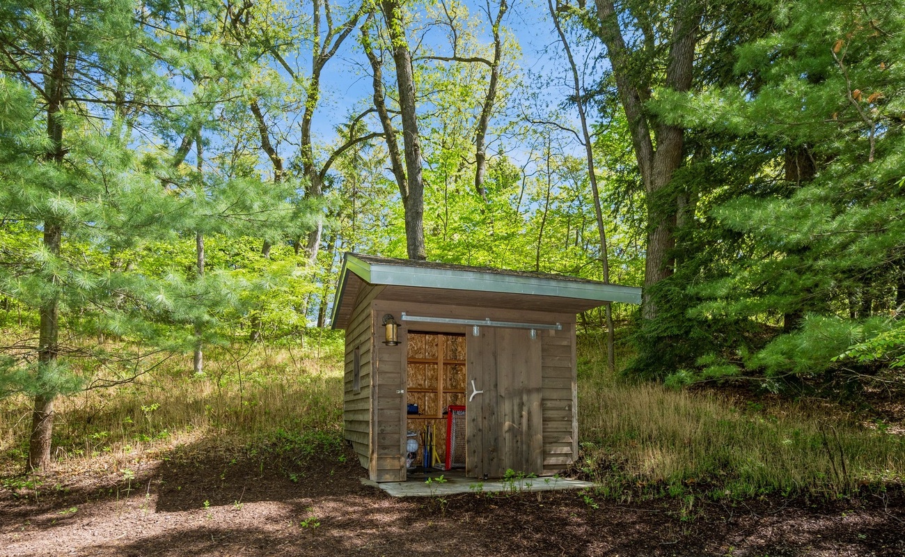 Tucked-away storage, perfectly in tune with nature.