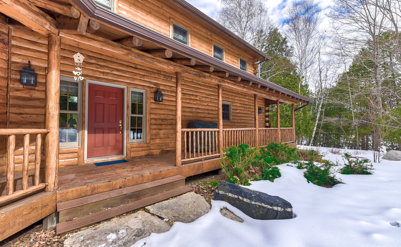 Fresh snow, crisp air, and the perfect cabin to call home.