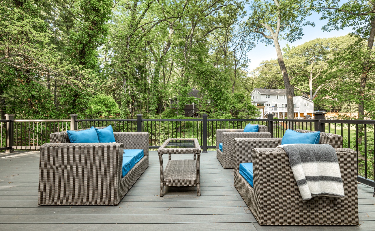 Tree-top lounging at its finest.