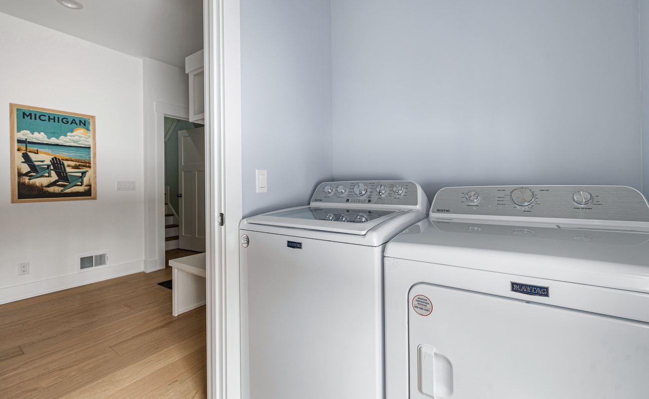 Fresh towels, clean clothes, and zero stress—this is vacation done right!